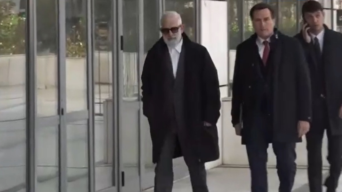 Στο Εφετείο ο Πέτρος Φιλιππίδης – Ξεκινά η δίκη για τις δυο απόπειρες βιασμού