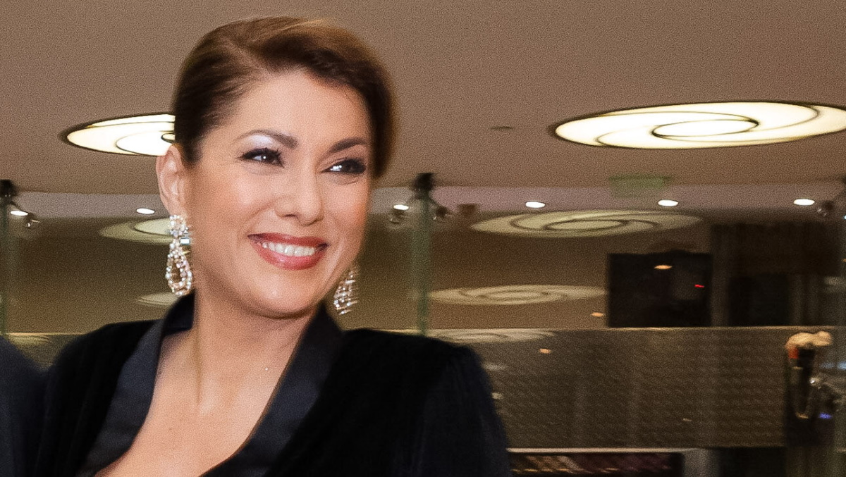 Κλέλια Ρένεση: «Υπάρχει ο πατέρας της Κοραλίας, της λέω να τον πάρει τηλέφωνο και να τον ρωτήσει ό,τι θέλει»