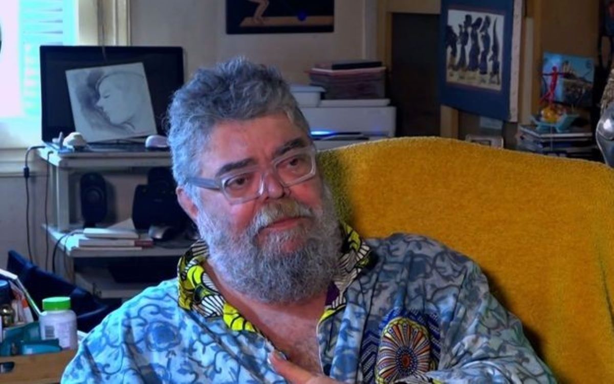 Σταμάτης Κραουνάκης: «Αρνούμαι να κάνω ψυχοθεραπεία. Τα έχω βρει κατά ένα μεγάλο βαθμό με τον εαυτό μου»