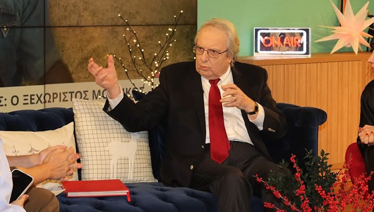 Γιώργος Μπαμπινιώτης: «Αν η γλώσσα δεν ήταν η δουλειά μου, θα ήταν το χόμπι μου»