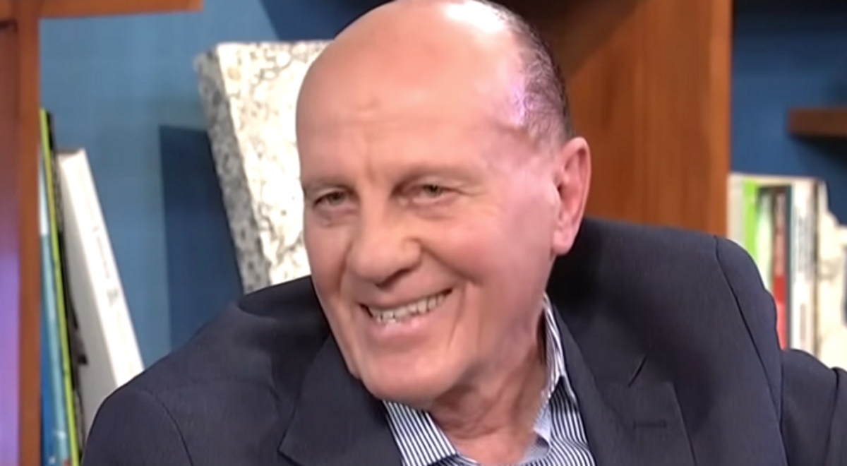 Μίμης Δομάζος: «Έμαθα μπάλα στις αλάνες μόνος μου. Δεν μου έμαθε κανείς»! Όσα είπε 10 μήνες πριν