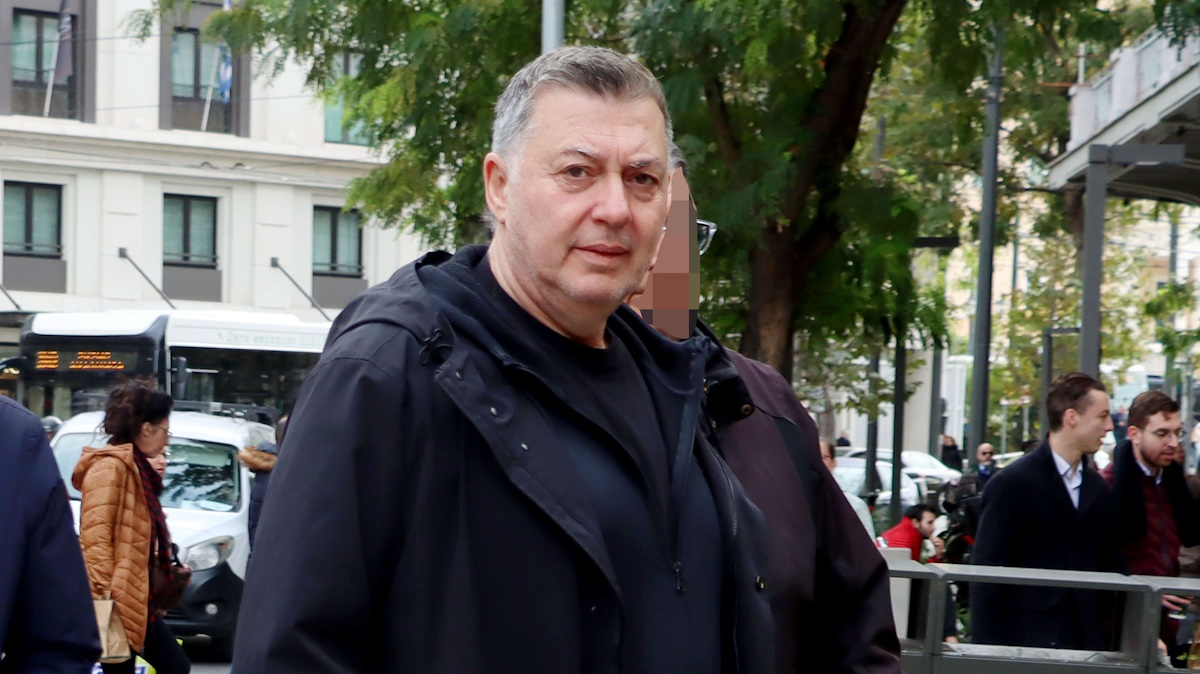 Γνωστή τραγουδίστρια: «Δεν ήθελα τον Νίκο Μακρόπουλο μαζί μου στην αφίσα»