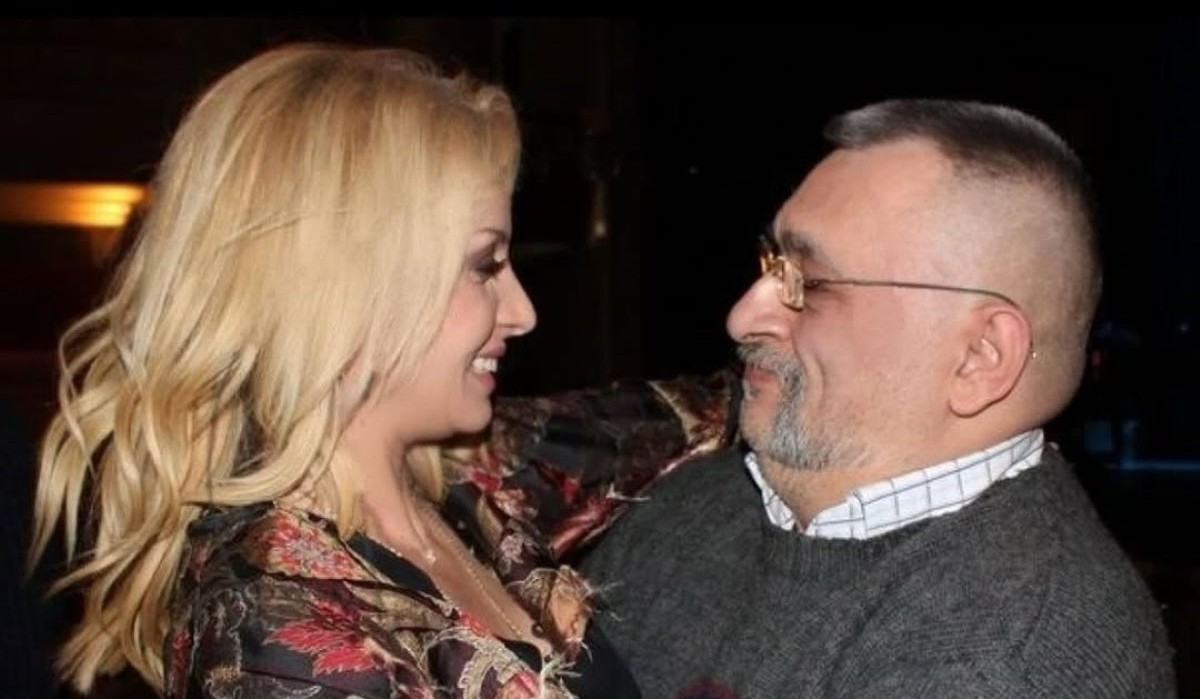 Πέγκυ Ζήνα: Το «αντίο» της στον Ιάσονα Τριανταφυλλίδη – «Τόσες ώρες και ακόμα δεν μπορώ να το πιστέψω ότι έφυγες…»