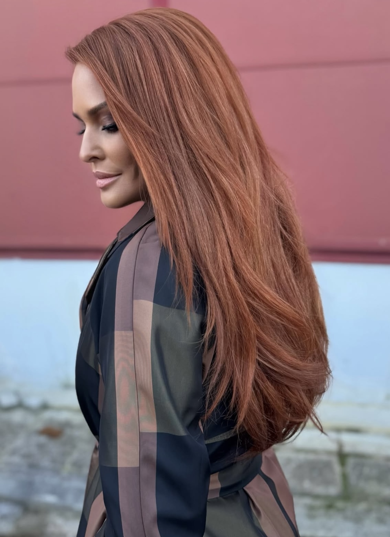 H Σίσσυ Χρηστίδου με copper ginger