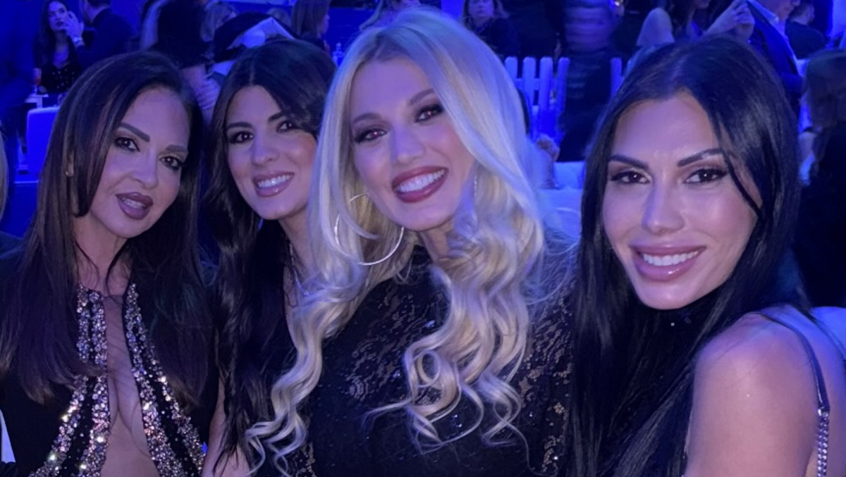 Σπυροπούλου, Σρόιτερ, Σταθοκωστοπούλου με glam looks στη Βίσση