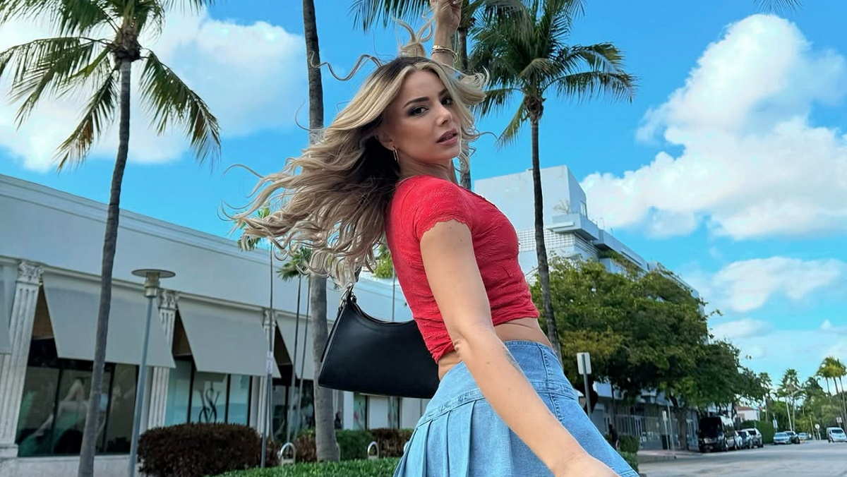 Josephine: Πώς απογείωσε την τάση του mini skort