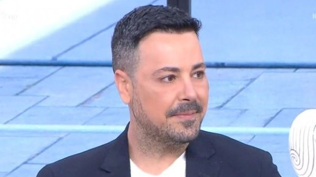 Πέτρος Κουσουλός: «Είμαι “χαζομπαμπάς”. Ως χαρακτήρας είμαι πιο διαλλακτικός σε σχέση με τις μαμάδες των παιδιών»