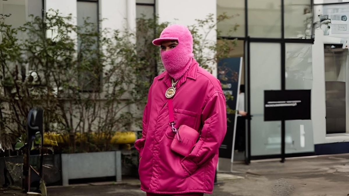 Shout out στον Snik που φόρεσε το Bubblegum pink καλύτερα από την Barbie