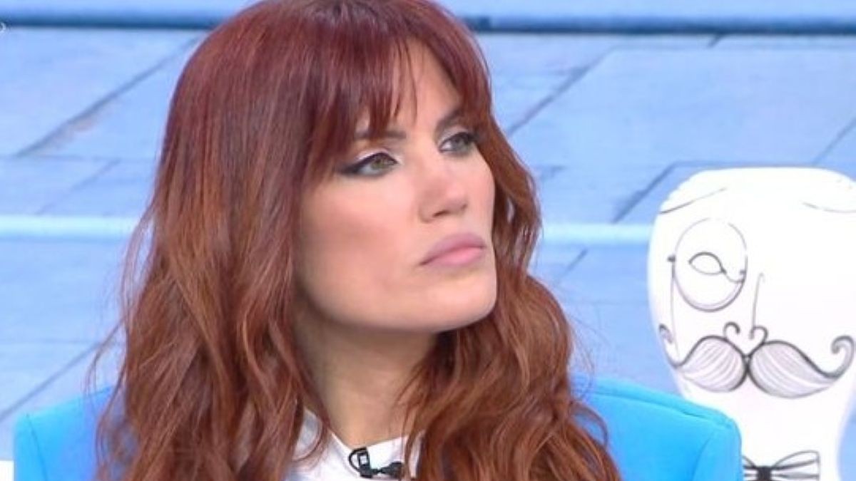 Μαίρη Συνατσάκη: «Φοβάμαι πάρα πολύ τις οθόνες. Σκέφτομαι πώς θα επηρεάσει την Ολίβια στην ανάπτυξή της»
