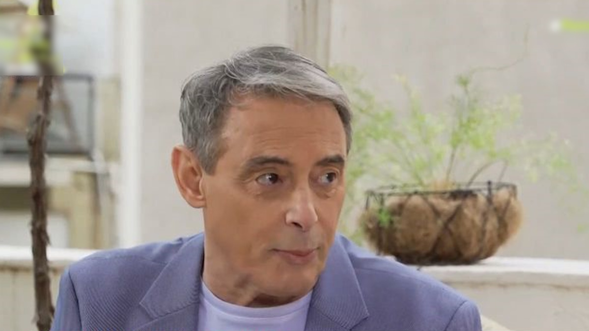 Ιορδάνης Χασαπόπουλος: Όσα αποκάλυψε για τον δεύτερο γάμο του – «Όταν παντρεύτηκα επέλεξα τον γιο μου για κουμπάρο»