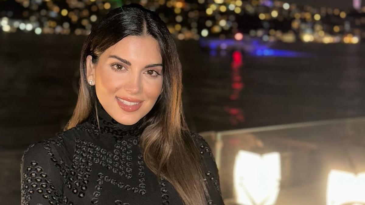 Σταματίνα Τσιμτσιλή: Τα εντυπωσιακά outfits από το ταξίδι της στη Κωνσταντινούπολη