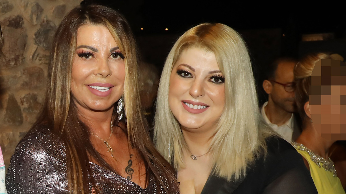 Άντζελα Δημητρίου: Έκανε Ανάσταση μαζί με την κόρη της και την εγγονή της