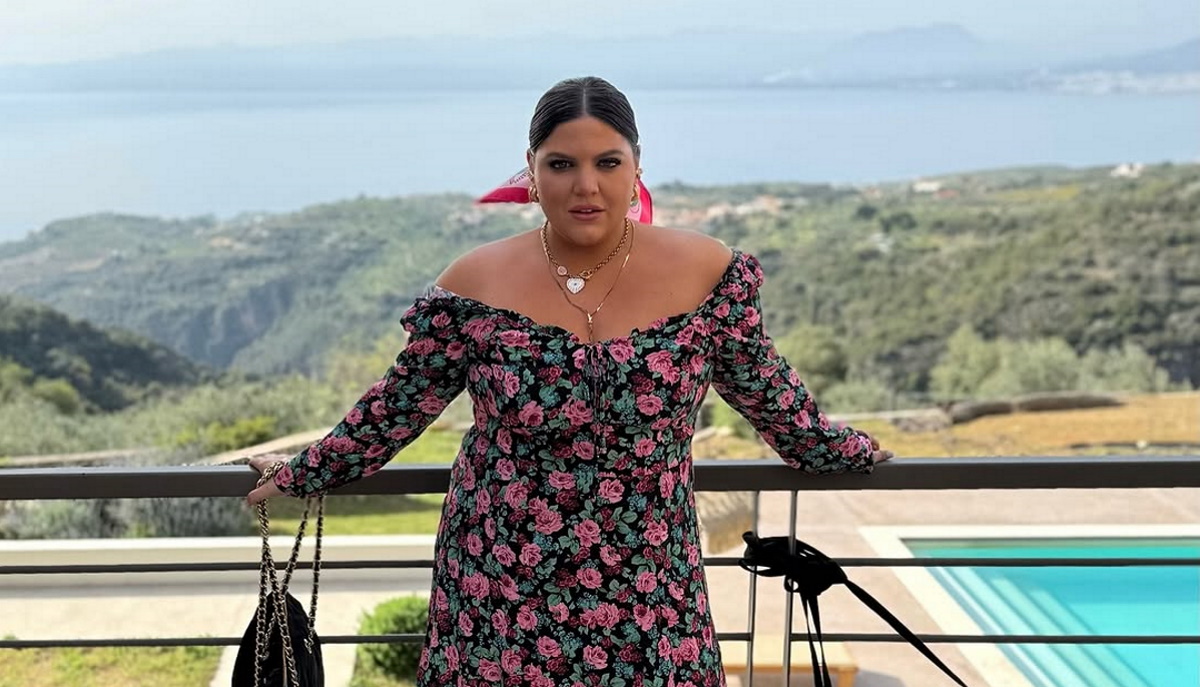 Η Δανάη Μπάρκα επιστρέφει στο θέατρο!