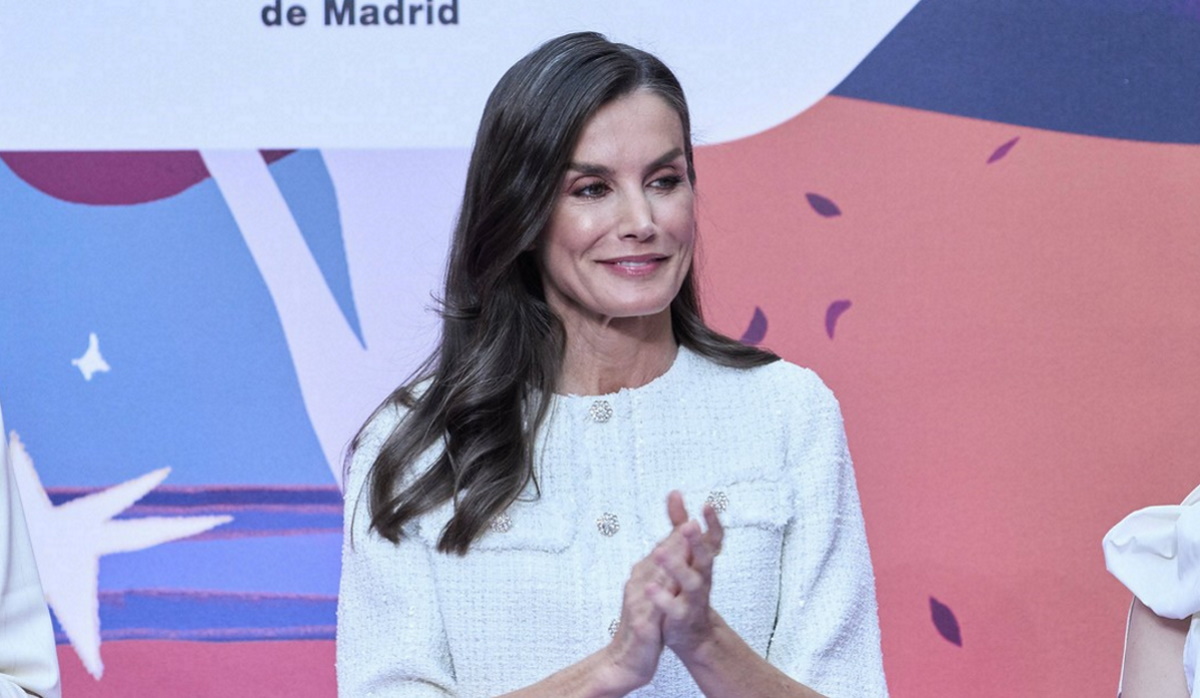 Από την Jackie O στη Βασίλισσα Λετίσια: Η ιστορία αγάπης των διασημοτήτων με το μπουκλέ