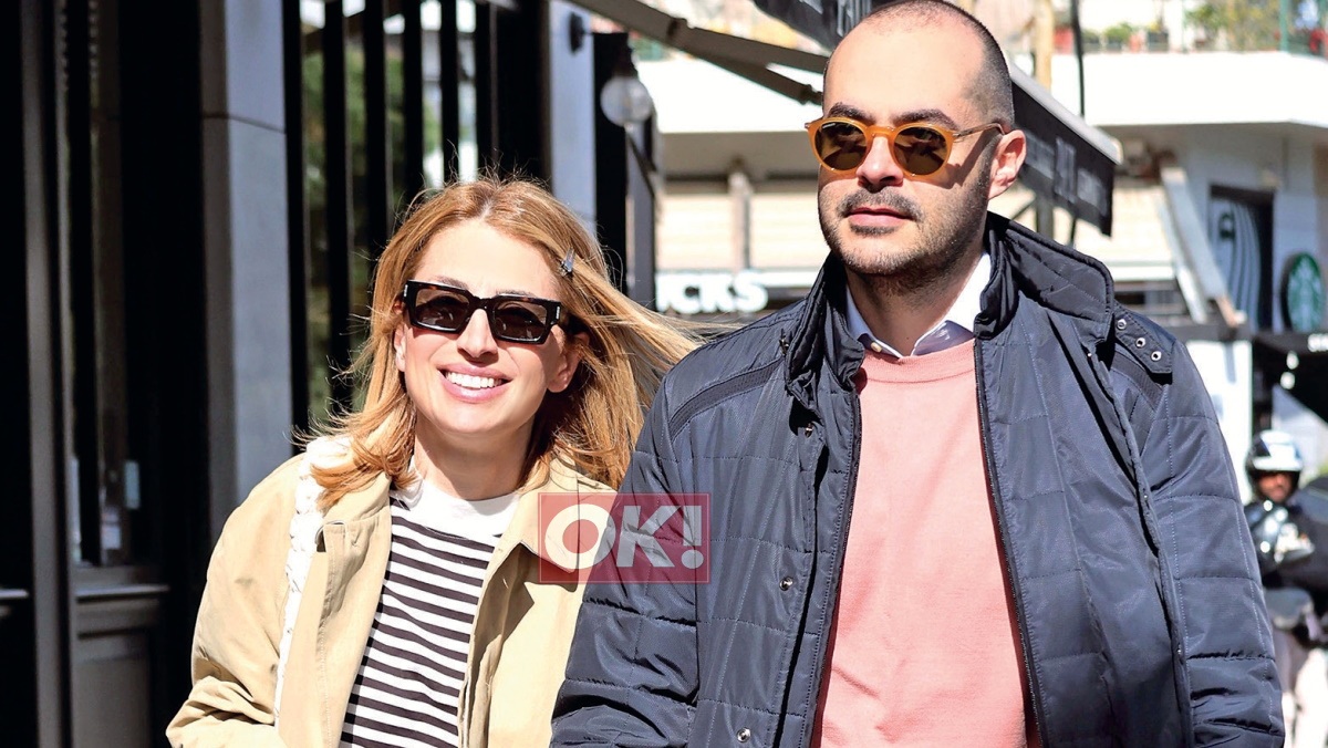 Μαρία Ηλιάκη: Casual εμφάνιση στη Γλυφάδα με ανοιξιάτικη μαρινιέρα στο πλευρό του Στέλιου Μανουσάκη