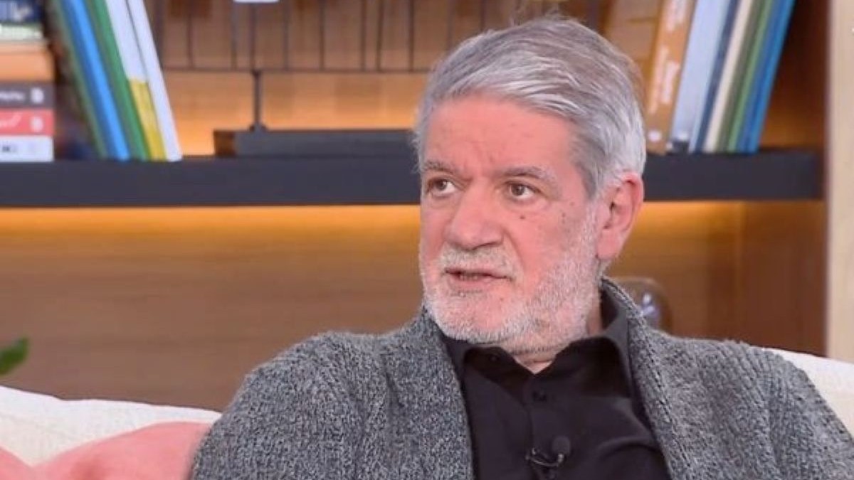 Φίλιππος Σοφιανός: «Zούμε δύσκολα. Έχουμε κρίση αξιών και θεσμών…»