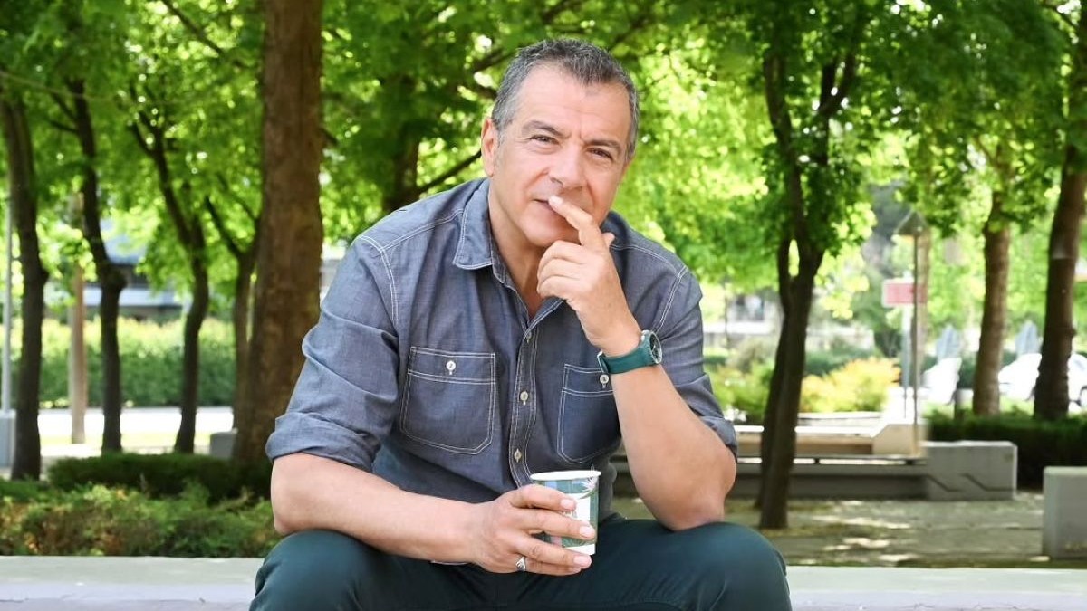 Σταύρος Θεοδωράκης: H φωτογραφία με την κόρη του από την ορκωμοσία της! – «Εγώ στα χρόνια σου, έλεγα ότι οι δρόμοι με διδάσκουν καλύτερα…»