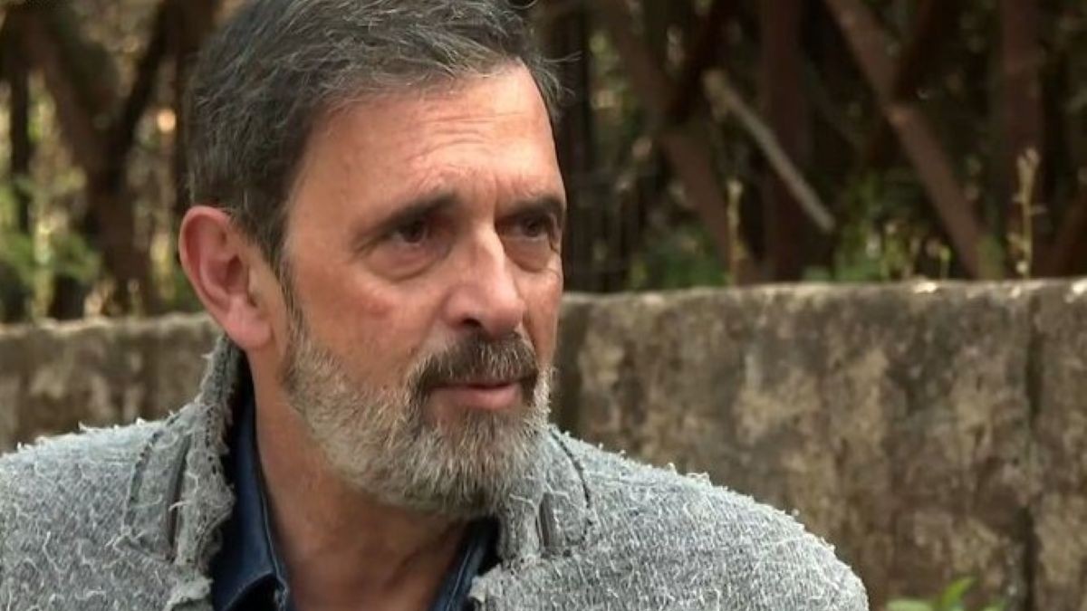 Λεωνίδας Κακούρης: «Σκέφτομαι πώς οι άνθρωποι κουβαλούν αυτή την κακία και την ανωμαλία…»