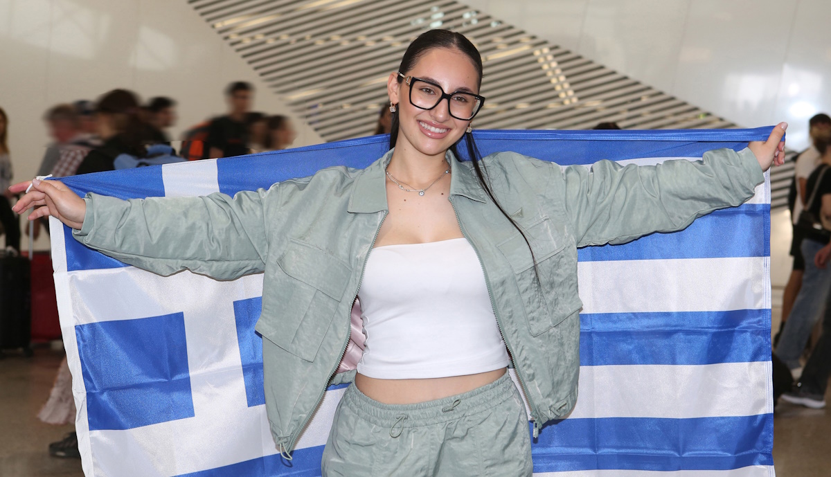 Klavdia: Αποκλειστικό βίντεο – Η στιγμή που μπαίνει στο αεροπλάνο για Ζυρίχη μαζί με την ελληνική αποστολή!