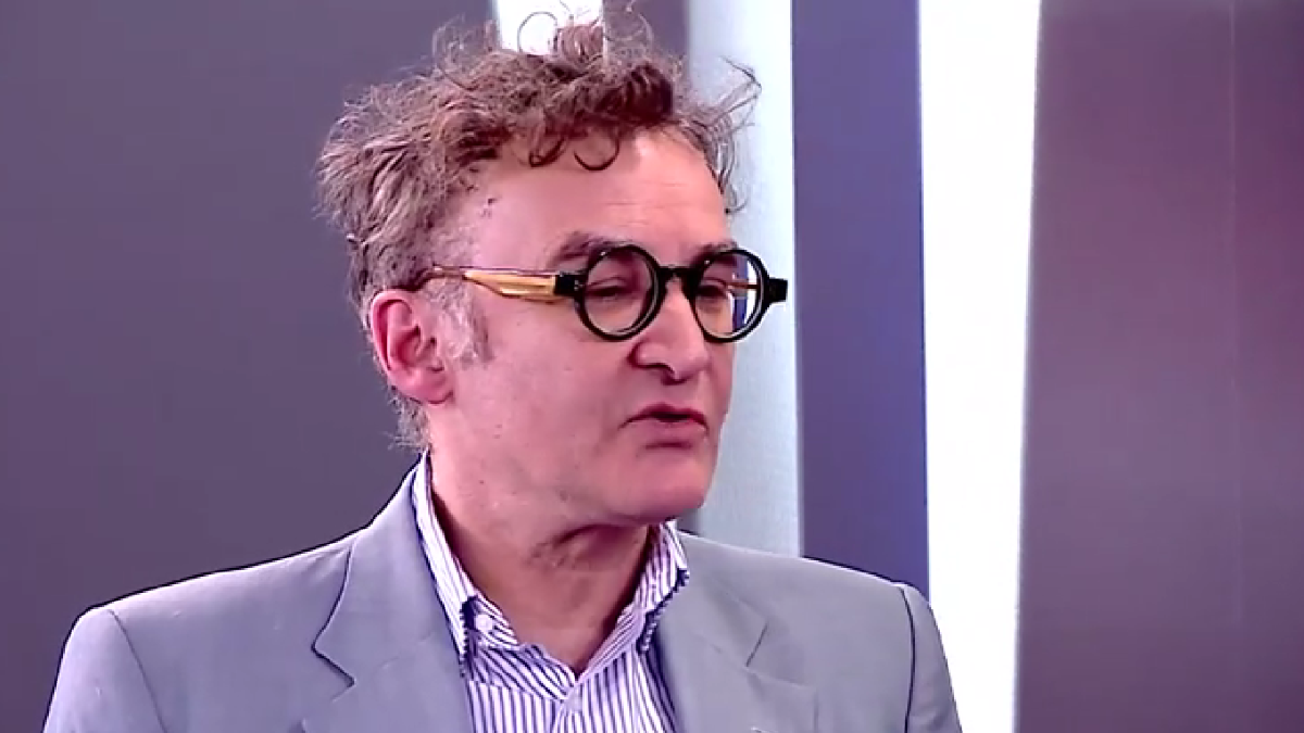 Νίκος Ορφανός για το πρόβλημα υγείας του: «Τέτοιες στιγμές τις είχα δει μόνο σε ταινίες. Δεν θα άφηνα κανέναν να λιποψυχήσει»