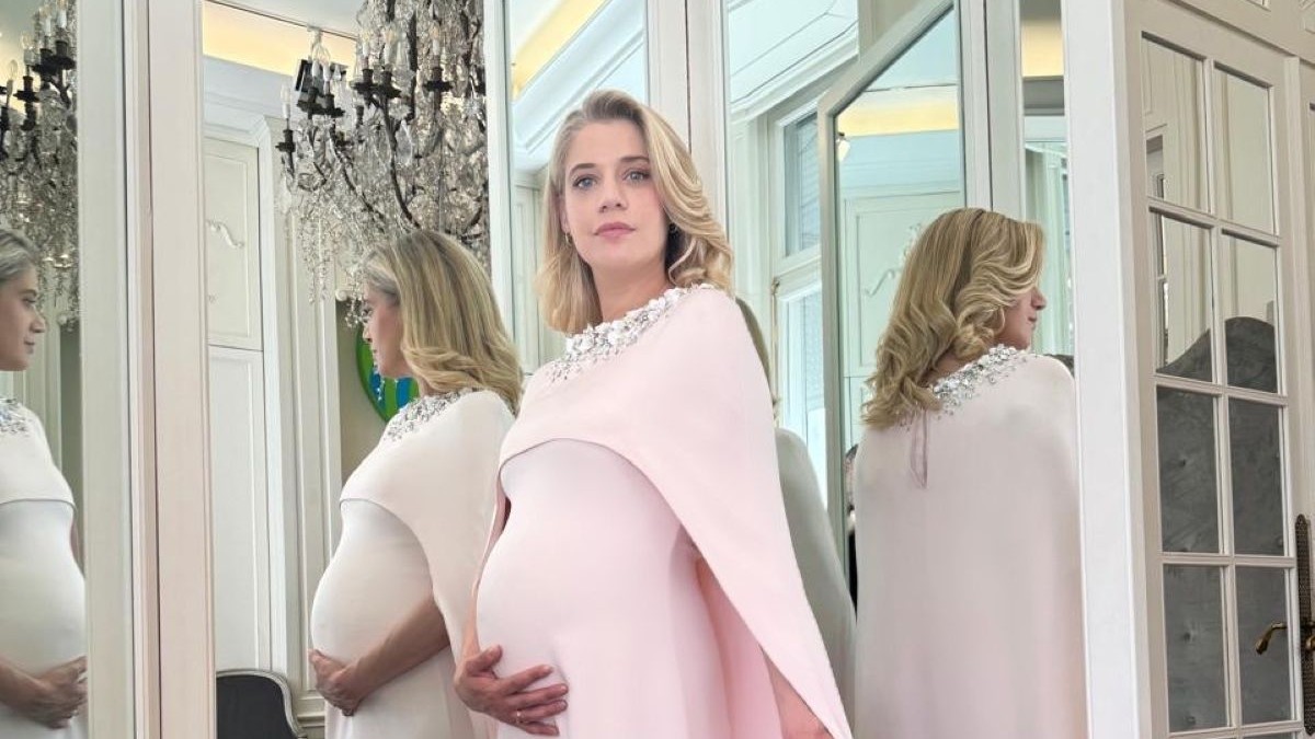 Τζένη Θεωνά: Mε ξεχωριστή δημιουργία Celia Kritharioti Couture στη Eurovision 2025!