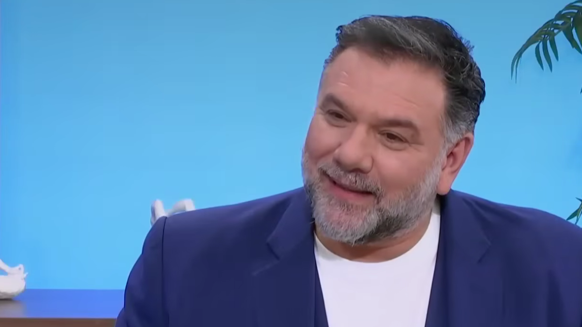 Γρηγόρης Αρναούτογλου: H εξομολόγηση για τον γιο του, Αναστάση – «Φωνάζει στα καλά καθούμενα. Θα είμαι δίπλα του σε αυτή την ιστορία»