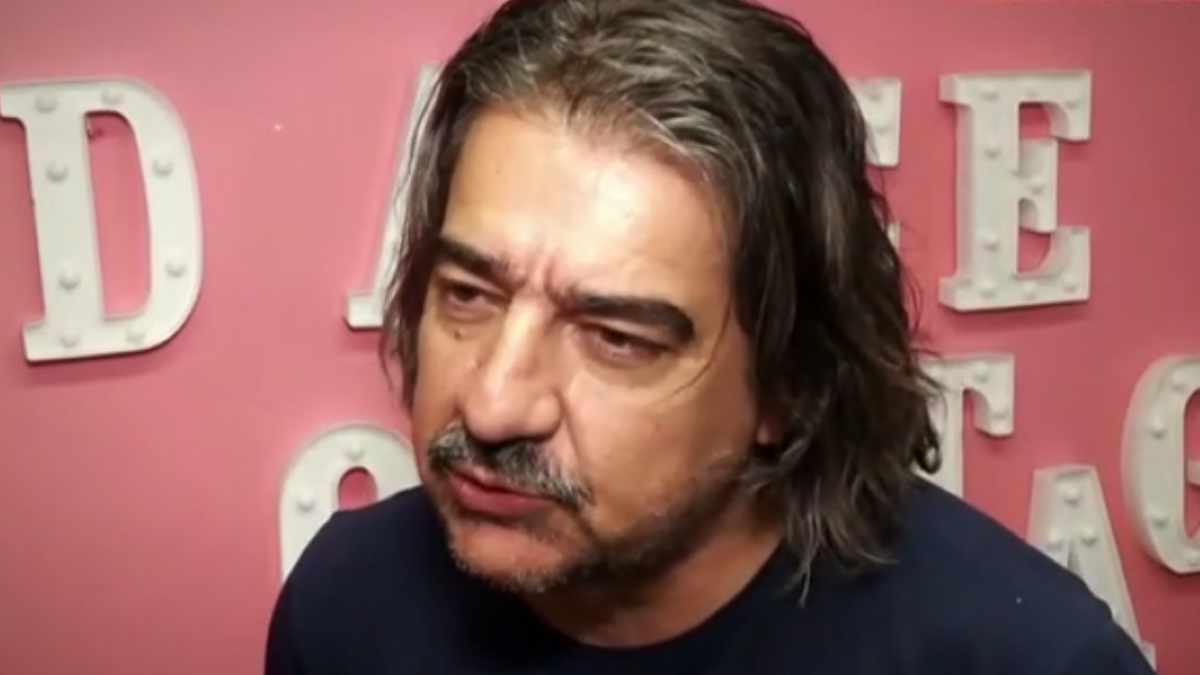 Γιάννης Δρακόπουλος για την επιστροφή της σειράς «Το σόι σου»: «Όλοι οι ηθοποιοί έχουμε συμφωνήσει με την παραγωγή»