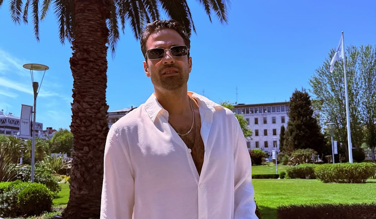 Κωνσταντίνος Αργυρός: Απολαμβάνει τις βουτιές σε καταγάλανα νερά