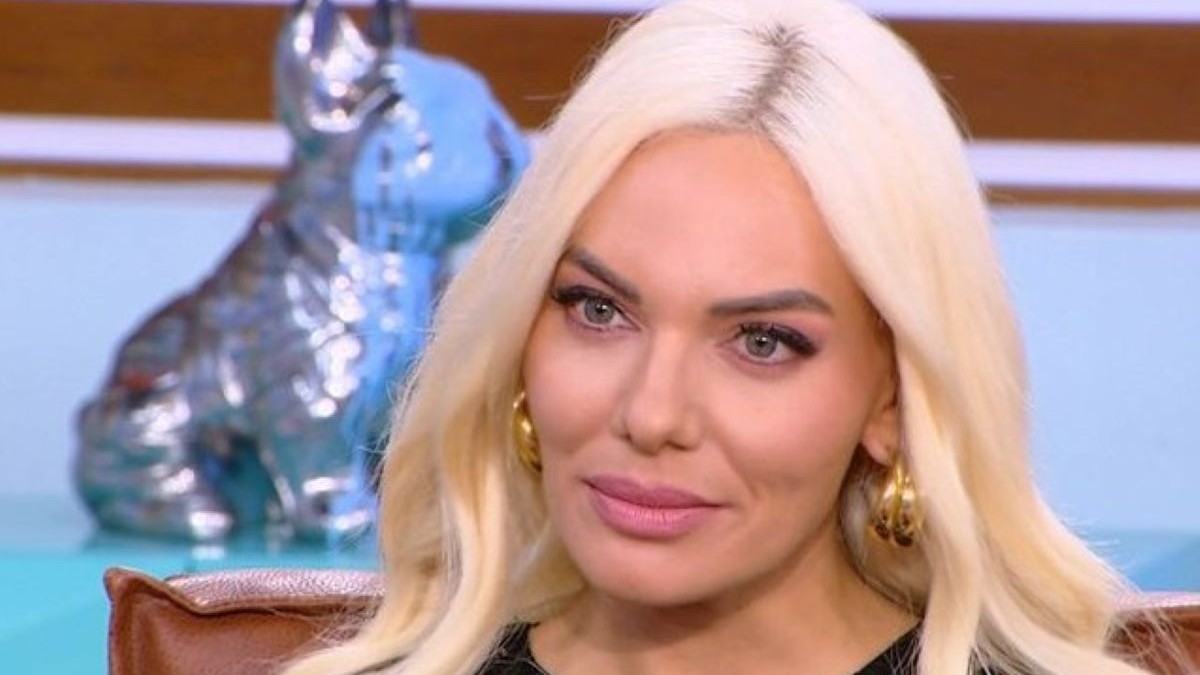 Ιωάννα Μαλέσκου: «Δεν ήθελε ο Κωνσταντίνος να γίνει θρησκευτικός γάμος. Εγώ το ήθελα πολύ…»