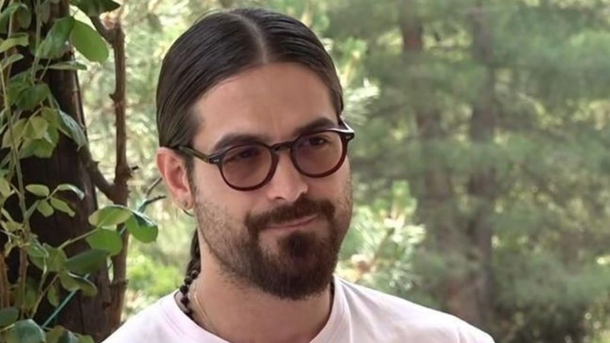 Άρης Μουγκοπέτρος για το ατύχημα: «Δεν μπορώ να είμαι λειτουργικός πλέον. Δεν ήξερα ότι ο “υποτιθέμενος” φίλος θα μου φέρει ένα πράγμα το οποίο είναι χειροβομβίδα»