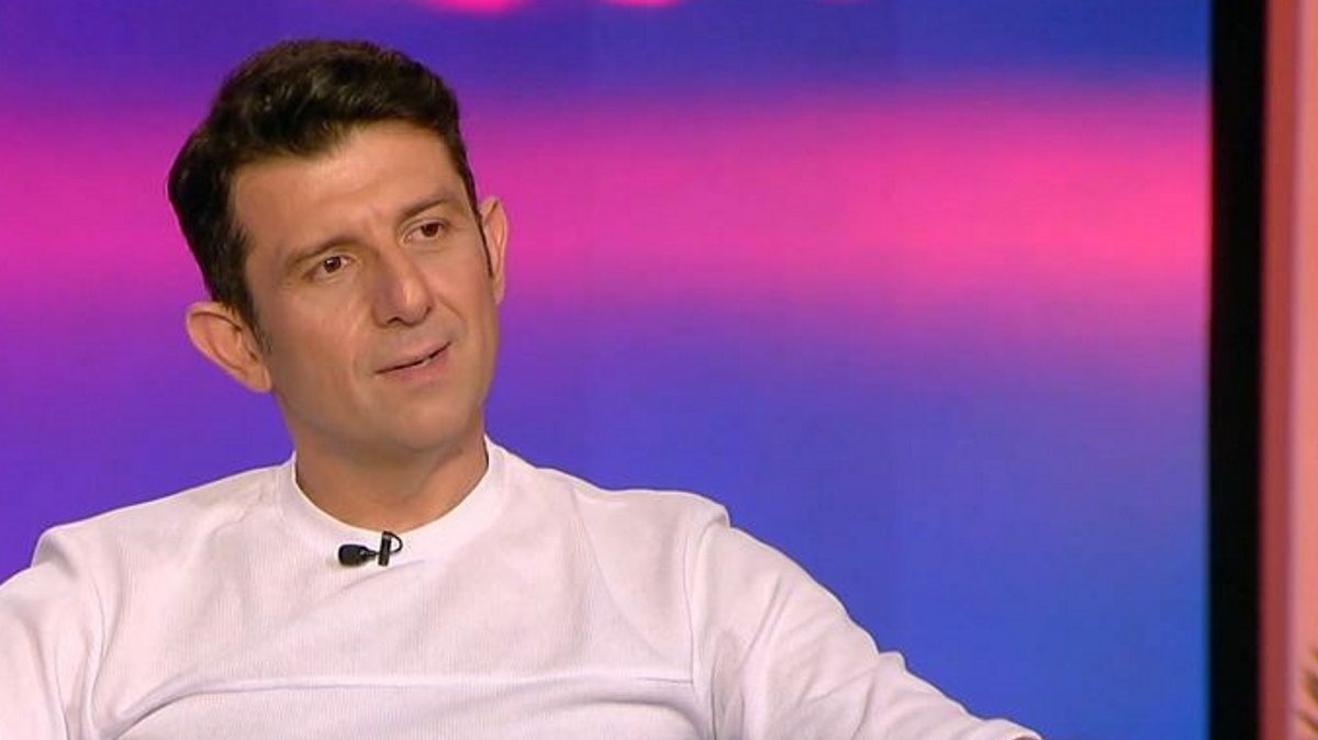 Μιχάλης Οικονόμου: «Ο γιος μου λέει ότι έχει δύο μπαμπάδες» – Η εξομολόγηση για την οικογένεια που δημιούργησε