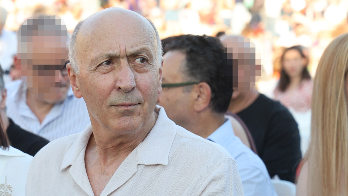 Παύλος Ορκόπουλος: Σπάνια εμφάνιση με τη σύζυγό του, Νίκη στη συναυλία για τον Θεοδωράκη