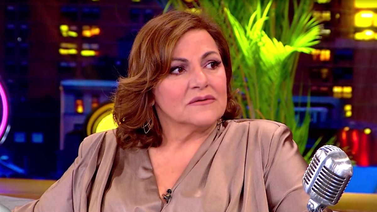 Βίκυ Σταυροπούλου για Δανάη Μπάρκα: «Πέρασε μια περιπέτεια. Στενοχωρήθηκε γι’ αυτό που έγινε αλλά ξέρει ότι αυτά συμβαίνουν»
