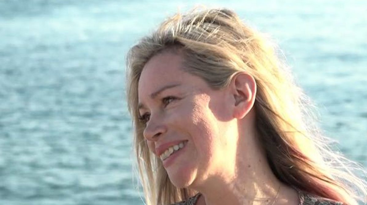 Άριελ Κωνσταντινίδη: «Εγώ την Αλίκη την έχω και σαν ένα πολύ τραγικό πρόσωπο»