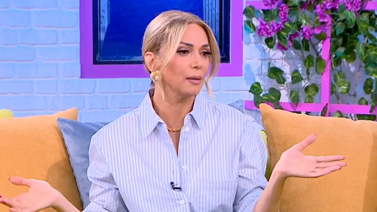 Έλλη Κοκκίνου: «Δεν θα έλεγα ότι έχω βάλει πίσω την προσωπική μου ζωή για τον γιο μου…»