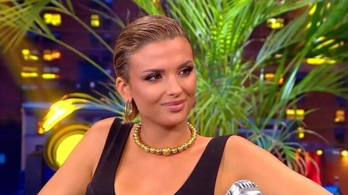 Κατερίνα Λιόλιου για Χάρη Παπατζανή: «Τα τελευταία 3 χρόνια είμαι σε σχέση. Δεν θέλω να το κρύβω, δεν νιώθω ότι κάνω κάτι κακό…»