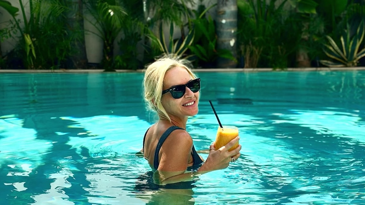Η Μαρία Μπεκατώρου ίσως είναι η Ελληνίδα summer queen των ολόσωμων μαγιό  