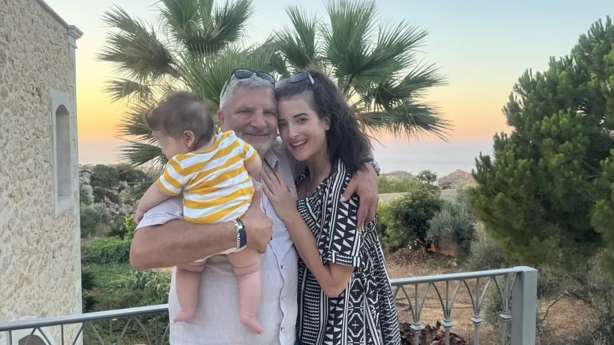Γιώργος Πατούλης: Το φωτογραφικό άλμπουμ των διακοπών του μαζί με την Νάνσυ Κοιλού και τον γιο τους!