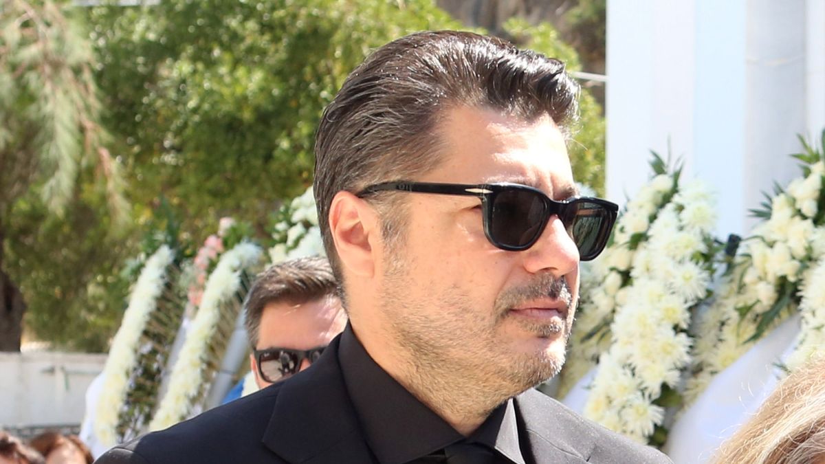 Λάμπρος Κωνσταντάρας: «Για εμάς είναι παρηγοριά που είδαμε πως είχε τόση αγάπη ο πατέρας μου»