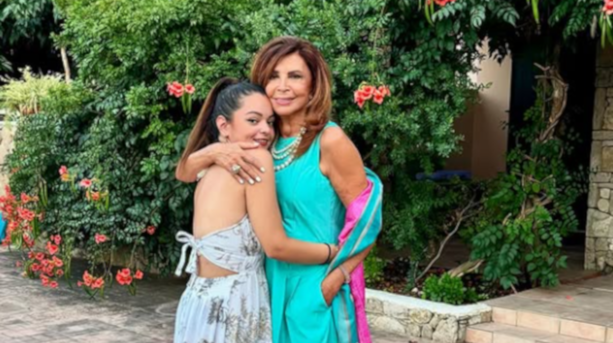 Μιμή Ντενίση: Τρυφερό μήνυμα στην κόρη της για την ονομαστική της γιορτή