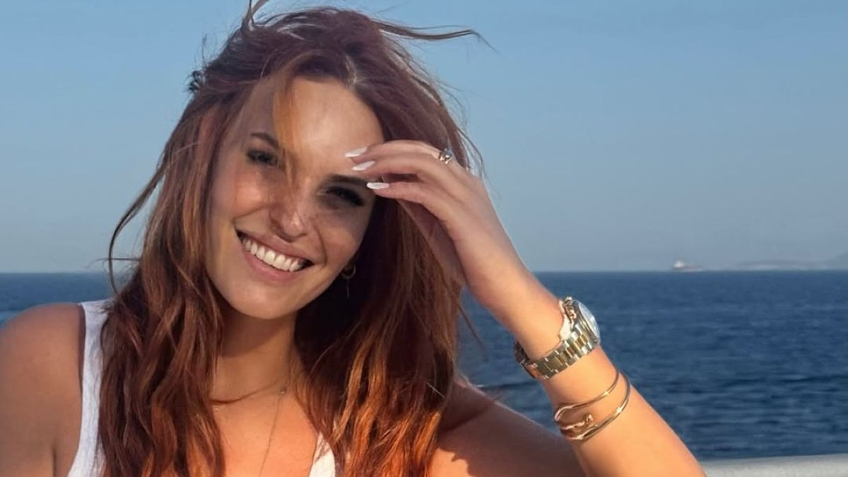 Σίσσυ Χρηστίδου: Απόδραση στο Γύθειο με τον Κωνσταντίνο Βασάλο τον Παύλο Σταματόπουλο και τη Χριστίνα Κοντοβά!