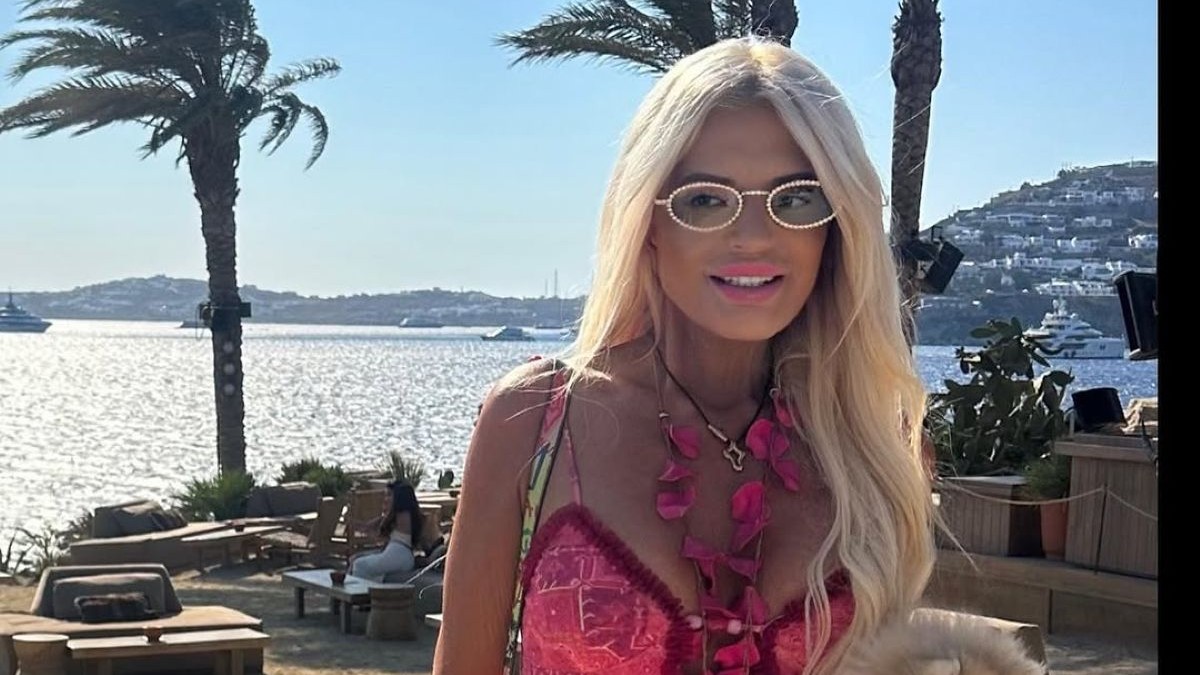 Η Μαρίνα Σταυράκη ευχήθηκε δημόσια στον γιο της, Αλέξανδρο – Οι σπάνιες φωτογραφίες που μοιράστηκε