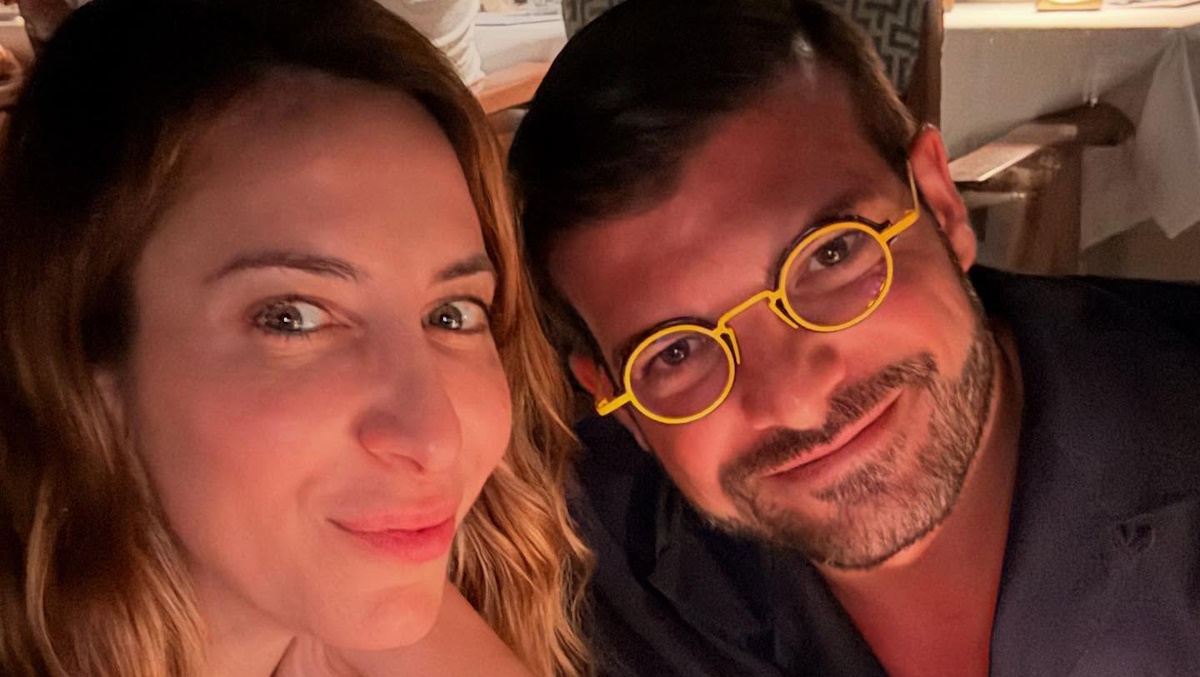 Φίλιππος Τσαγκρίδης – Κάθριν Εμπειρίκου: Οι κοινές στιγμές στη Μύκονο και τα δημοσιεύματα για αρραβώνα