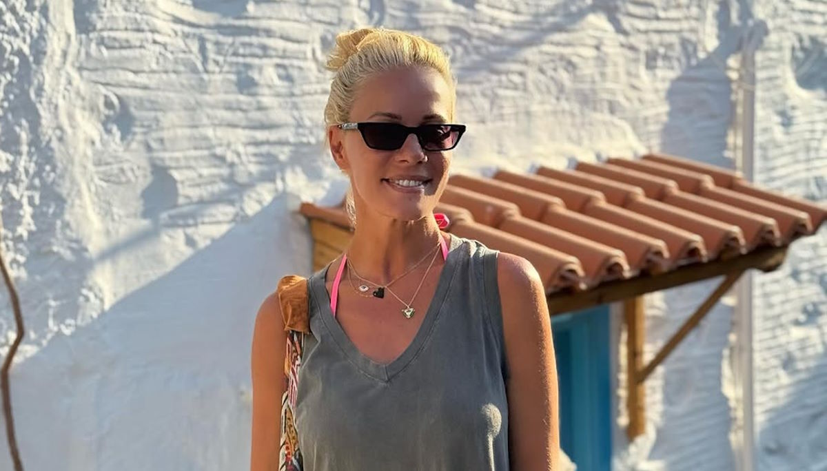 Ζέτα Μακρυπούλια: Μας ξεναγεί στις ομορφιές της Σάμου