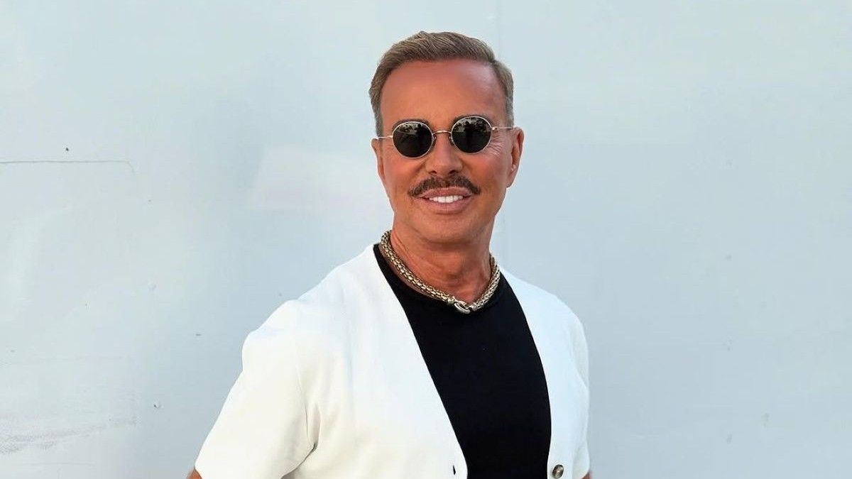 Λάκης Γαβαλάς: Το μήνυμα για τον θάνατο του Giorgio Armani – «Συλλυπητήρια για τον καλύτερο εκπρόσωπο της μόδας»