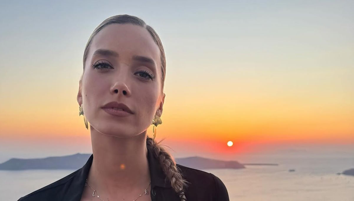 Γιολάντα Καλογεροπούλου: Συνεχίζει το καλοκαίρι στην Αθήνα!