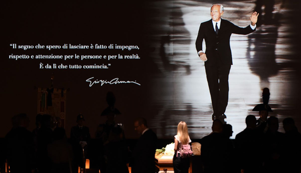 Σε λαϊκό προσκύνημα η σορός του Giorgio Armani – Η κηδεία θα γίνει σε στενό κύκλο