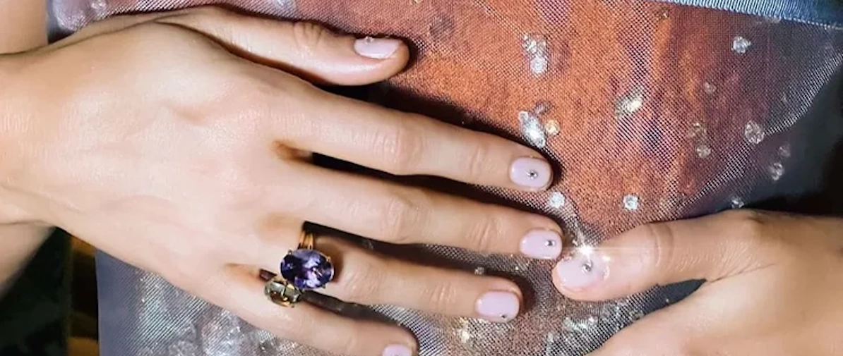 Nail Fever: Οι must try επιλογές στα νύχια για το 2025