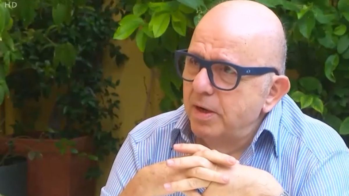 Νίκος Μουρατίδης για Γιώργο Μαζωνάκη: «Λυπήθηκα πολύ που μπήκε στο ψυχιατρείο – Έκανε το λάθος και ανέθεσε τα πάντα στην αδελφή του που δεν ξέρει τίποτα»