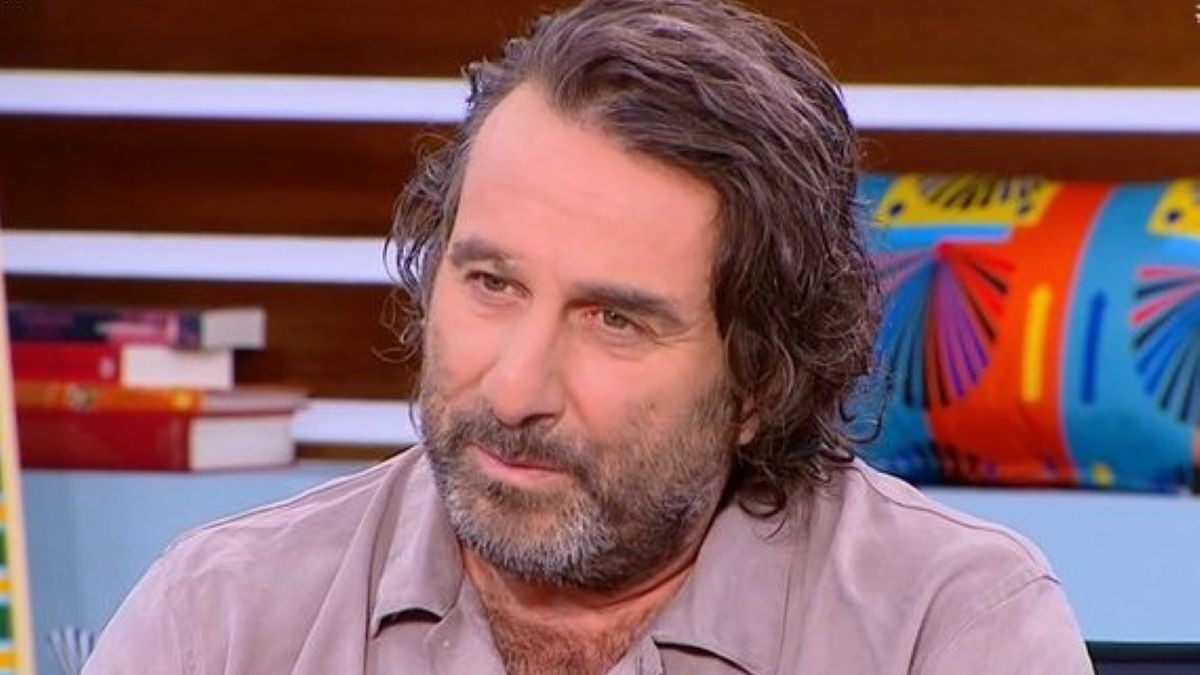 Ηλίας Βαλάσης για τα δύσκολα χρόνια μέχρι να φτάσει στην αναγνώριση: «Έκανα υπομονή, κατάπινα τα πάντα»